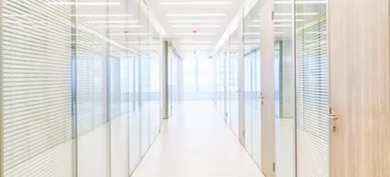 Frosted Glass Windows Replacement in Doral, FL